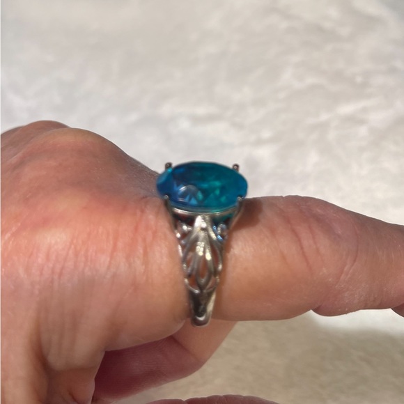 Peacock Quartz 11” - Picture 4 of 7